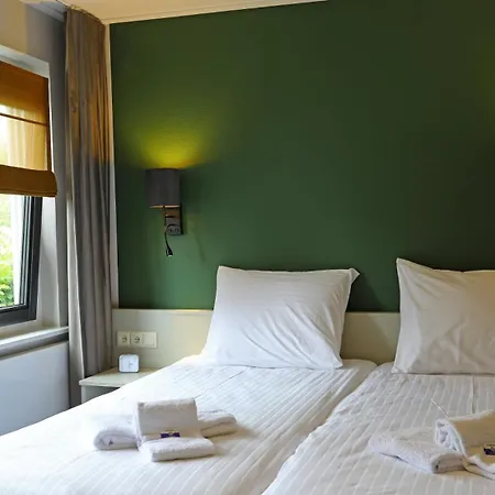 Bi-j Ons Hotel *