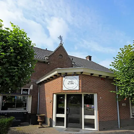 Bi-j Ons Hotel *